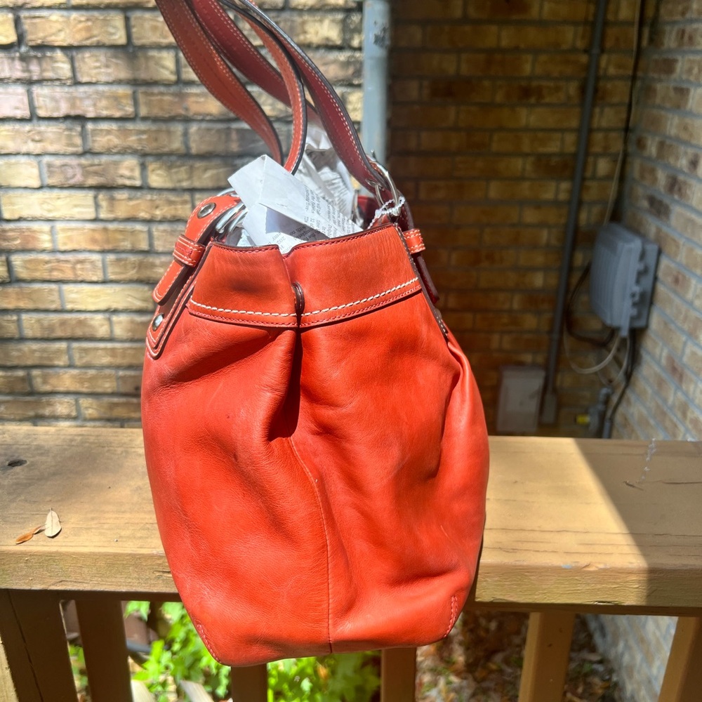 Coach Large vintage pumpkin orange soho. Pleated leather shoulder bag - Picture 5 of 11